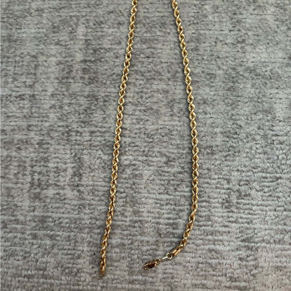 GUC Stamped 14k gold rope necklace. 20 inches long - Picture 9 of 14